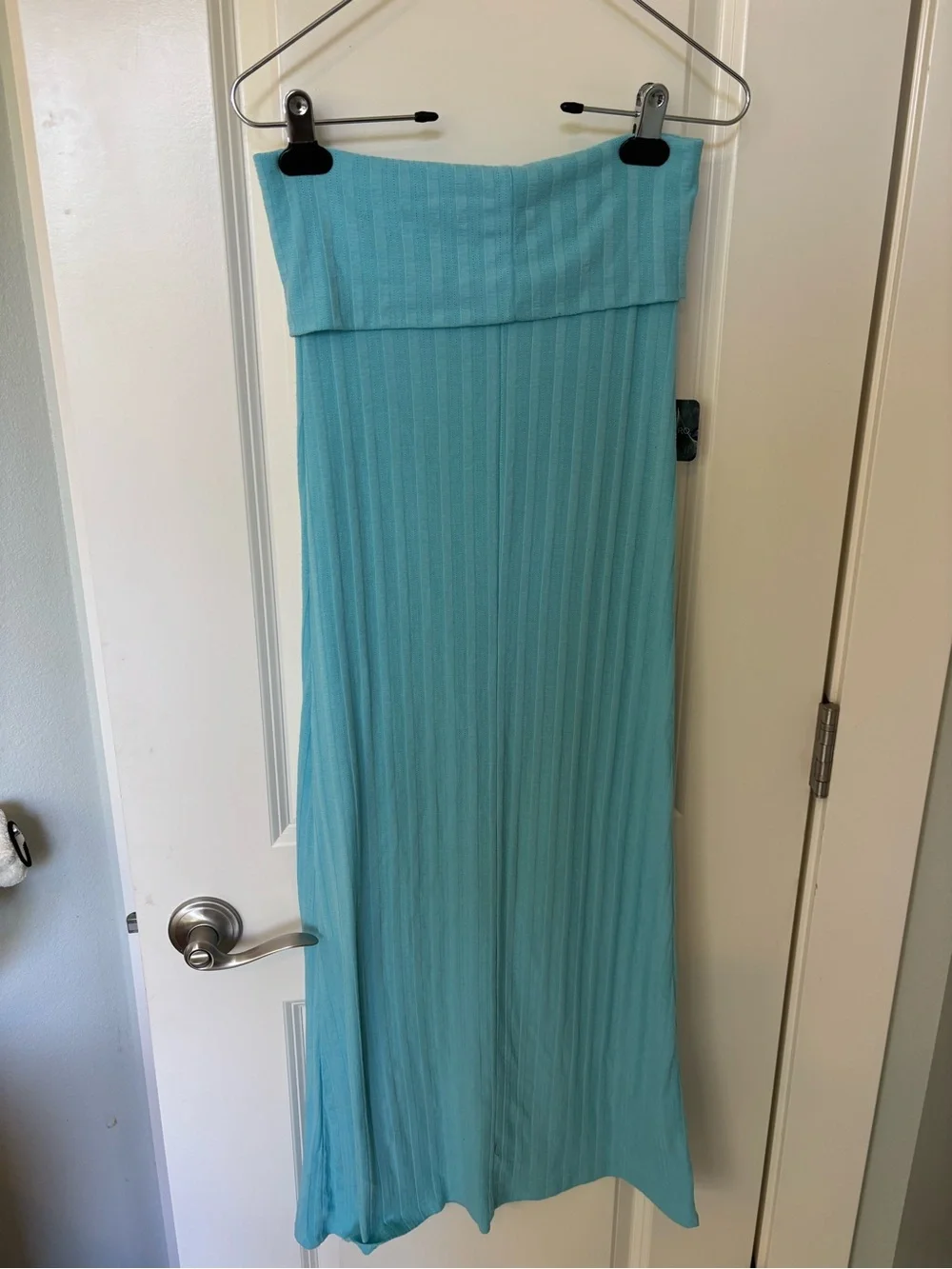 NWT Temple Ro knit turquoise maxi skirt with fold-over waist